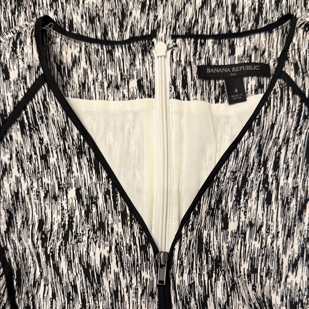 Banana Republic Black and White Textured Dress
